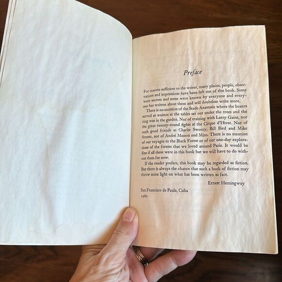 A Moveable Feast by Ernest Hemingway paperback book - Picture 8 of 8